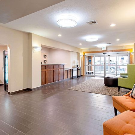 Comfort Inn & Suites And Suites Fredericksburg Dış mekan fotoğraf