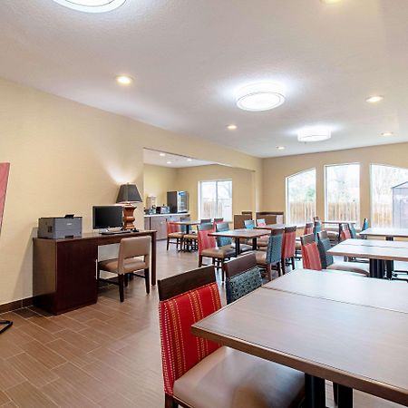 Comfort Inn & Suites And Suites Fredericksburg Dış mekan fotoğraf