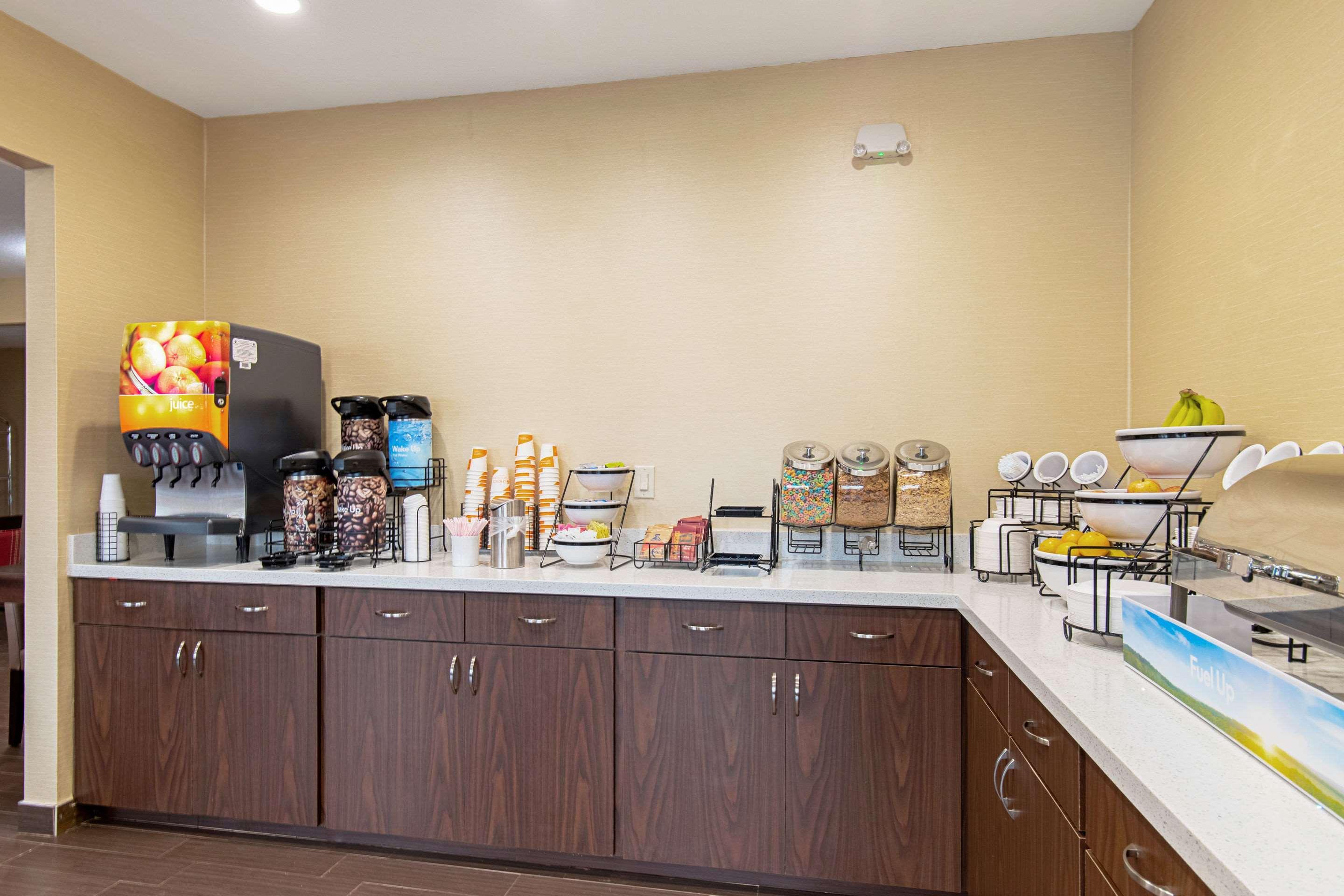 Comfort Inn & Suites And Suites Fredericksburg Dış mekan fotoğraf