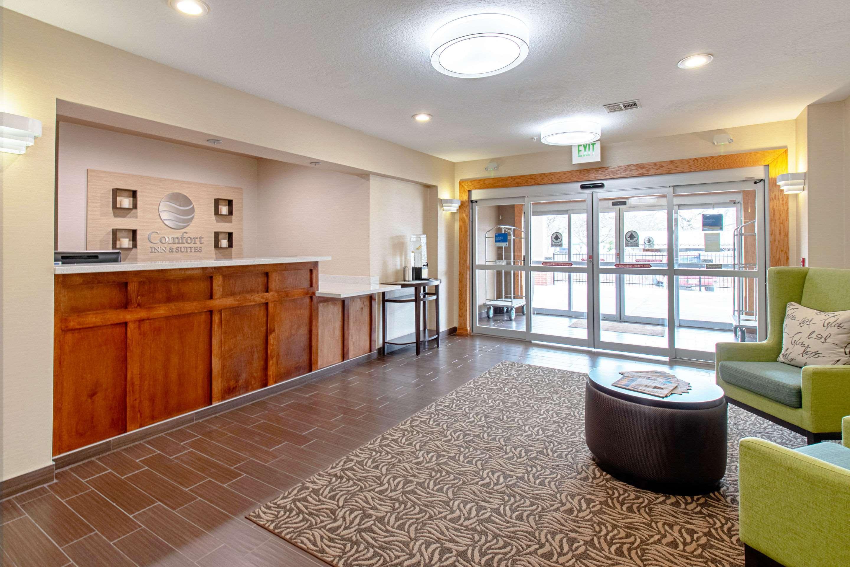 Comfort Inn & Suites And Suites Fredericksburg Dış mekan fotoğraf