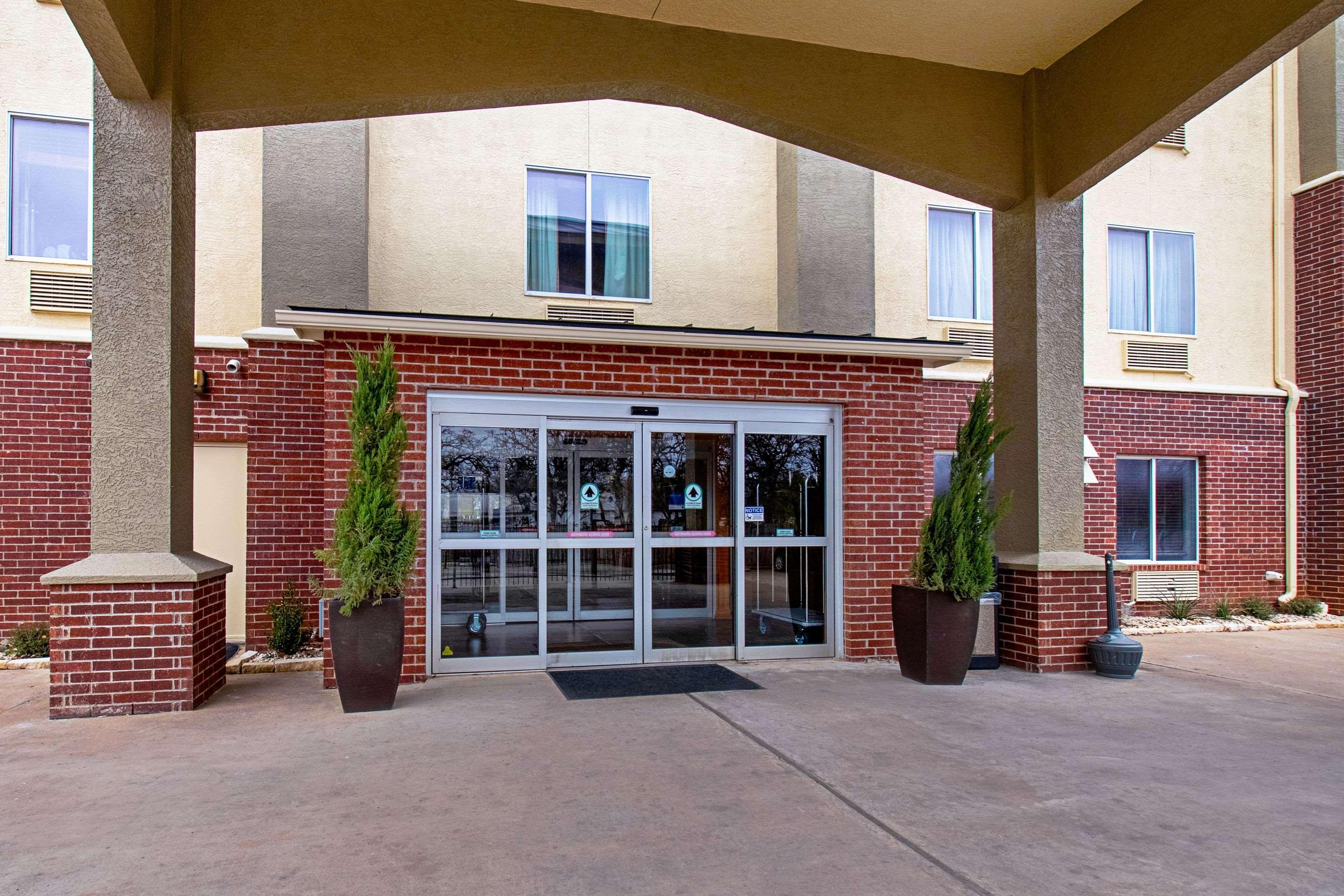 Comfort Inn & Suites And Suites Fredericksburg Dış mekan fotoğraf